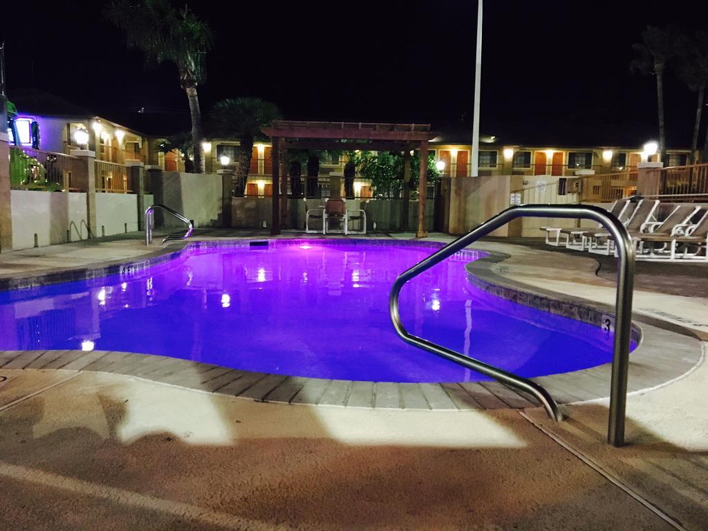 Texas Inn & Suites Pharr/San Juan Buitenkant foto