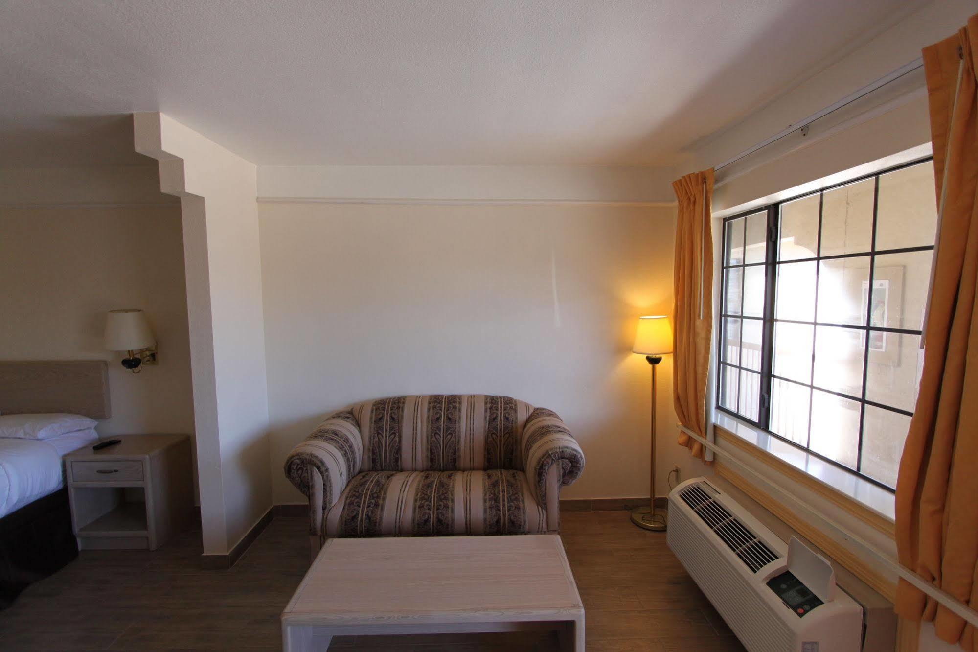 Texas Inn & Suites Pharr/San Juan Buitenkant foto