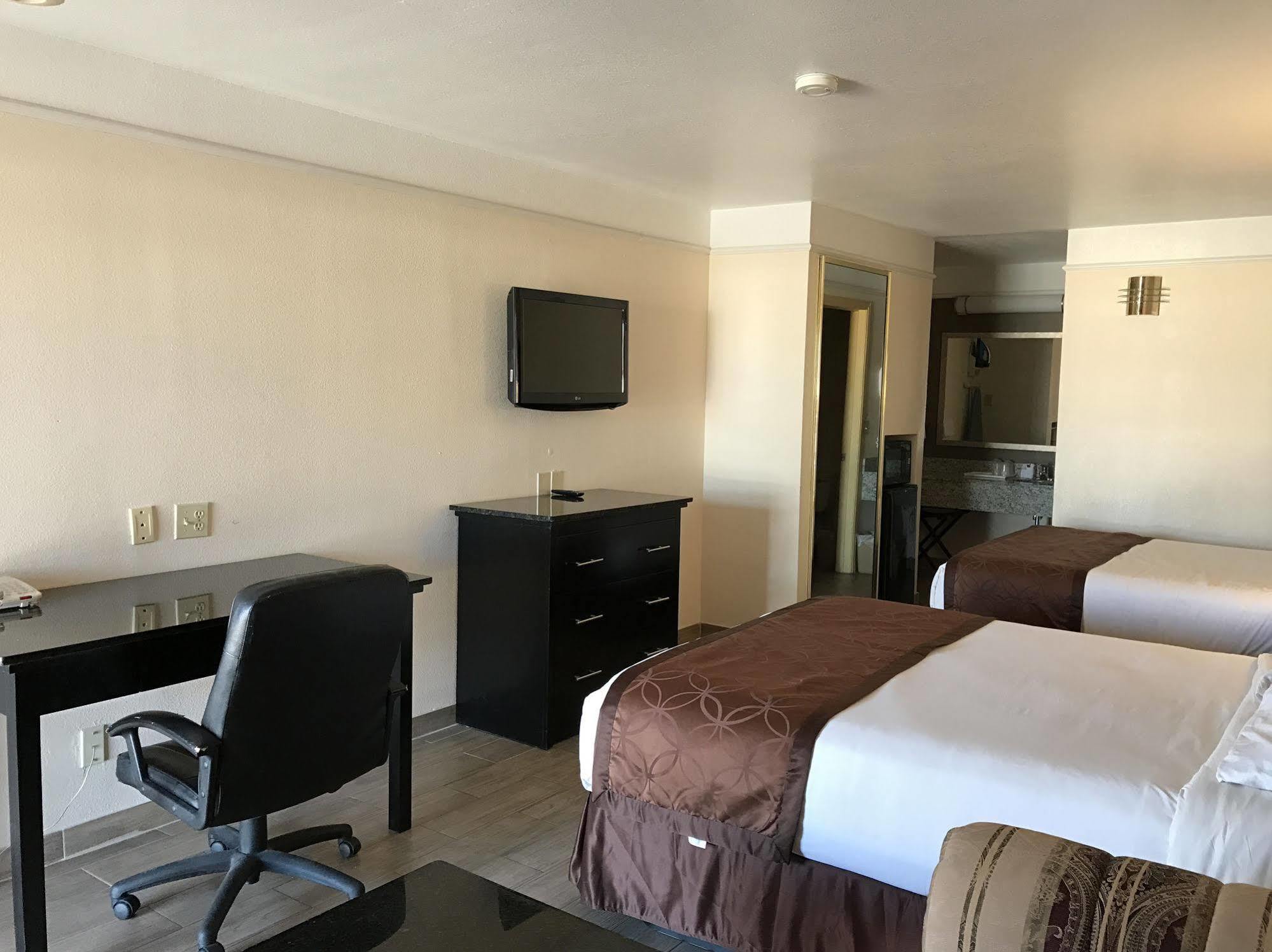 Texas Inn & Suites Pharr/San Juan Buitenkant foto