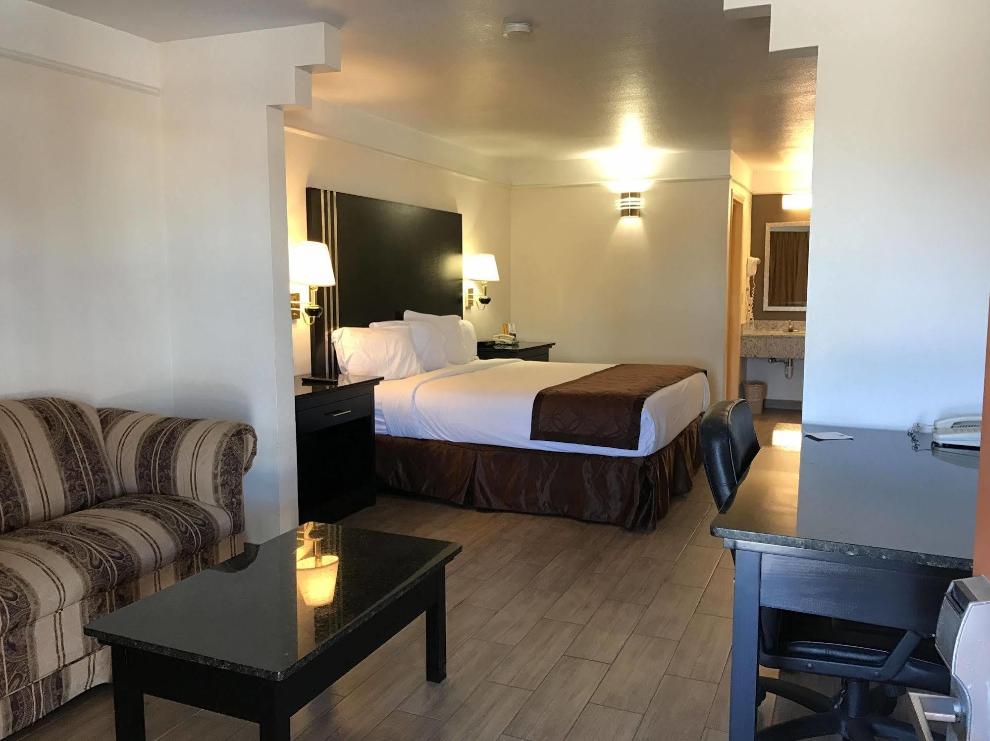 Texas Inn & Suites Pharr/San Juan Buitenkant foto