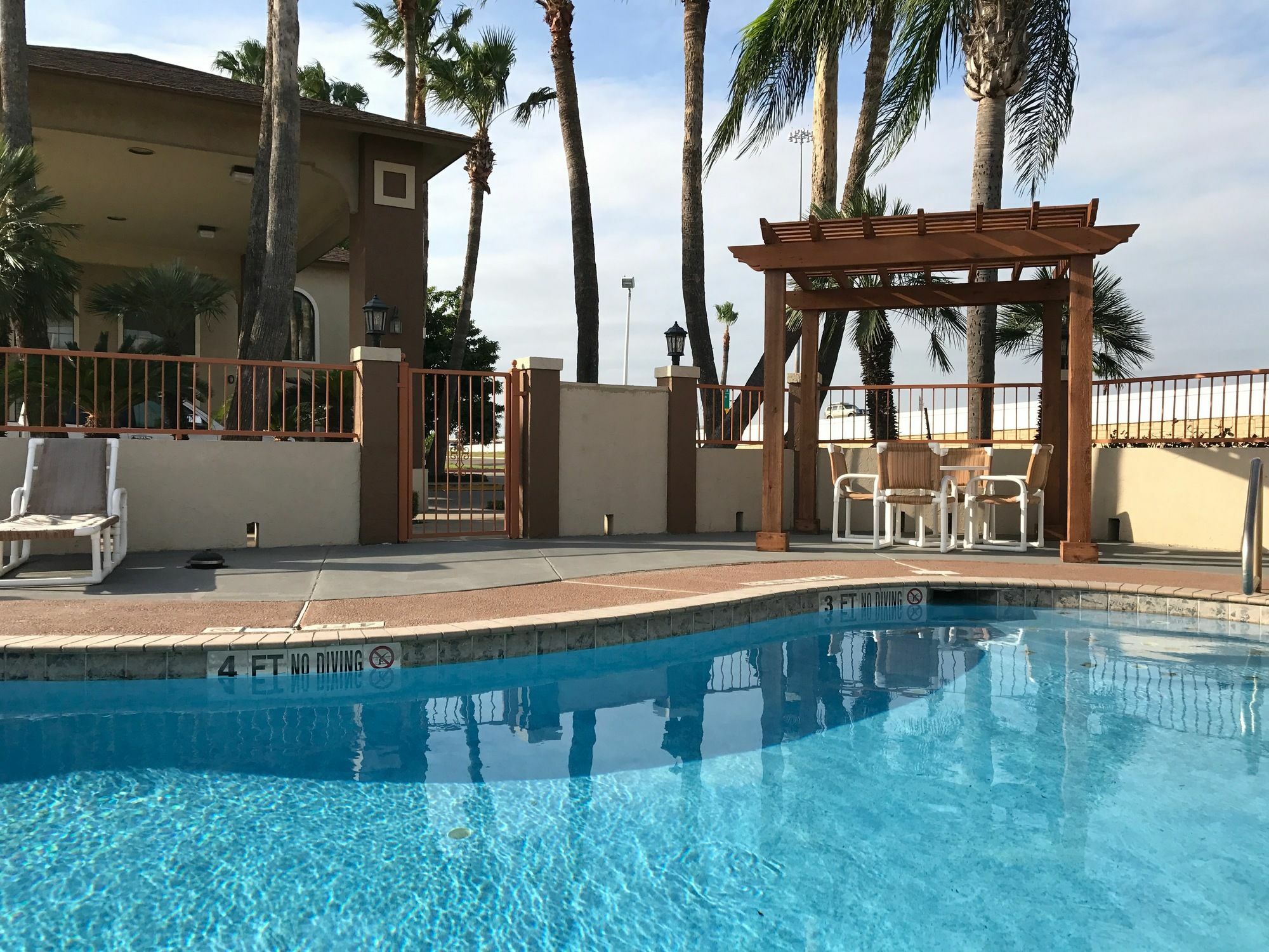 Texas Inn & Suites Pharr/San Juan Buitenkant foto